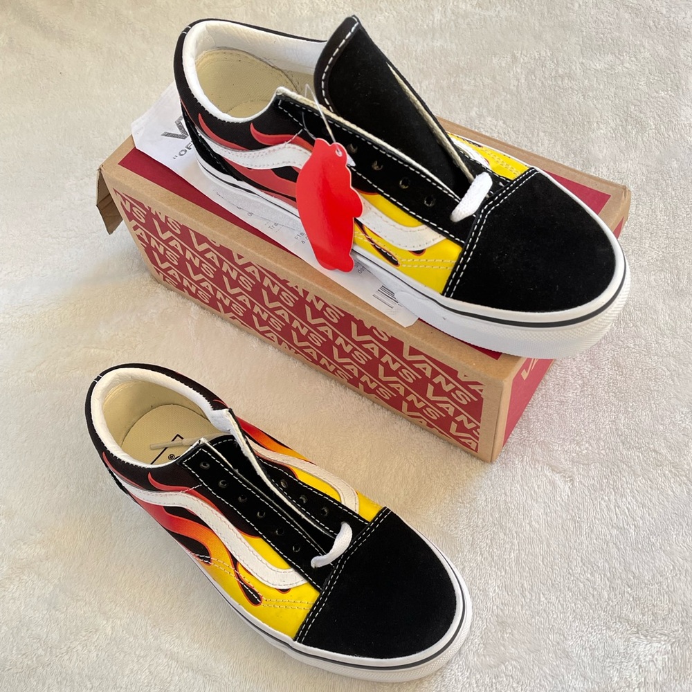 Brand New Fire Vans Sneakers Boy’s Size 4